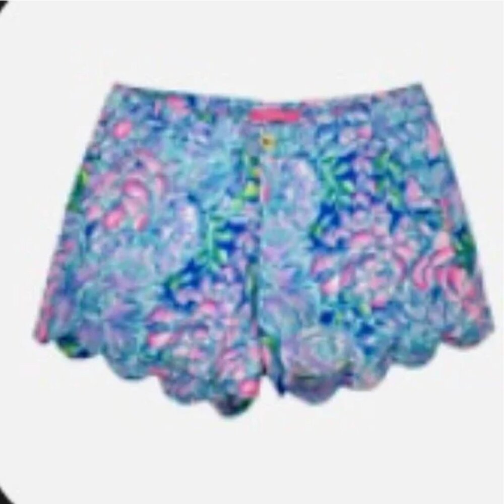 LILLY PULITZER Buttercup Scallop Hem Stretch Knit Shorts Size 4 Full Bloom - Picture 2 of 2
